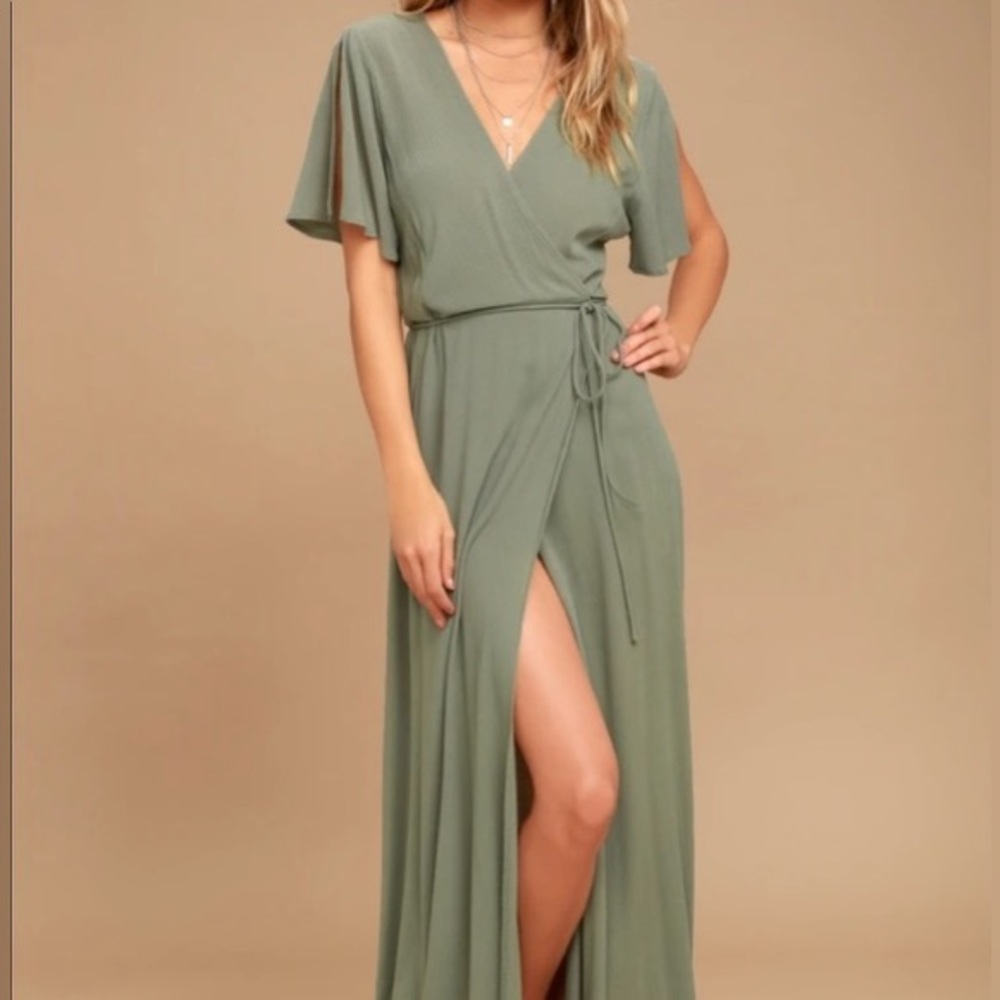 Lulus wrap dress size small